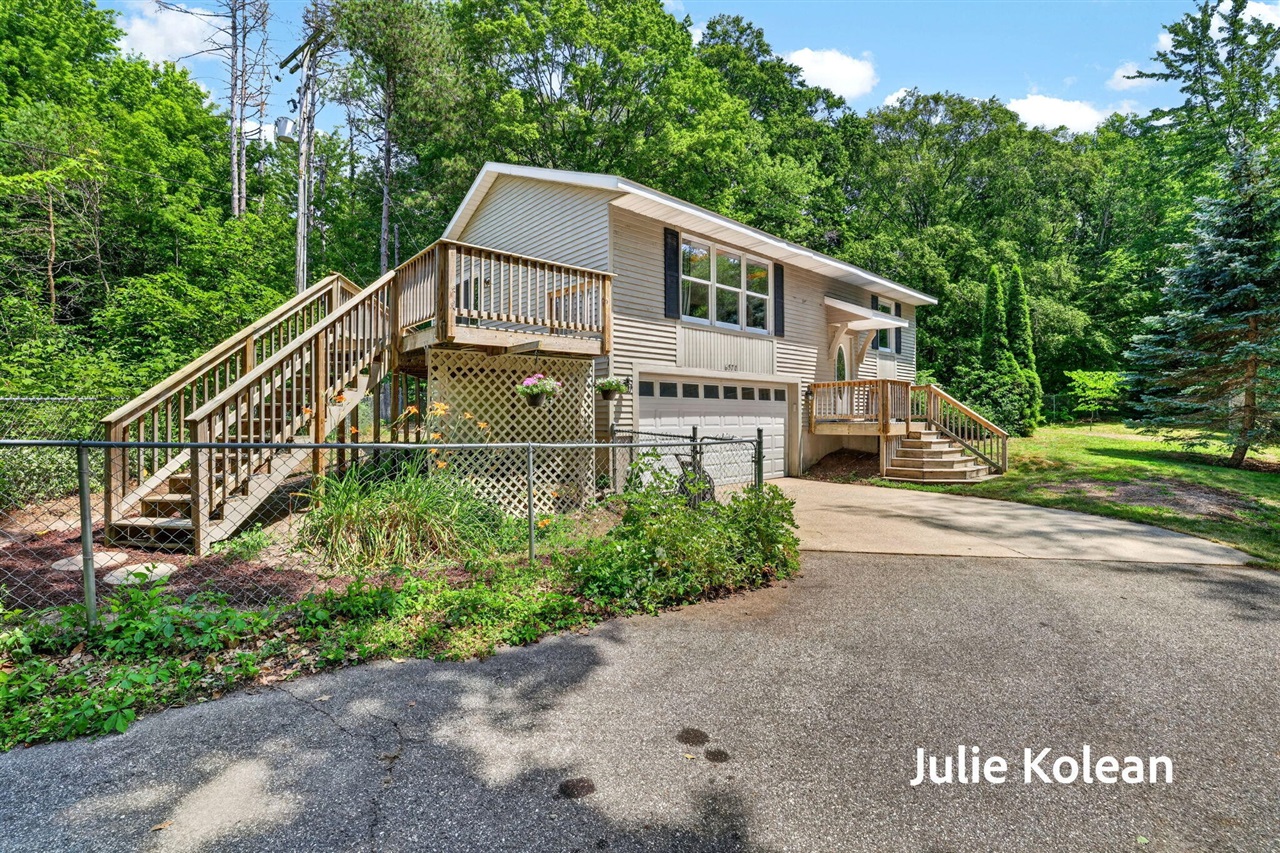 main property photo 64
