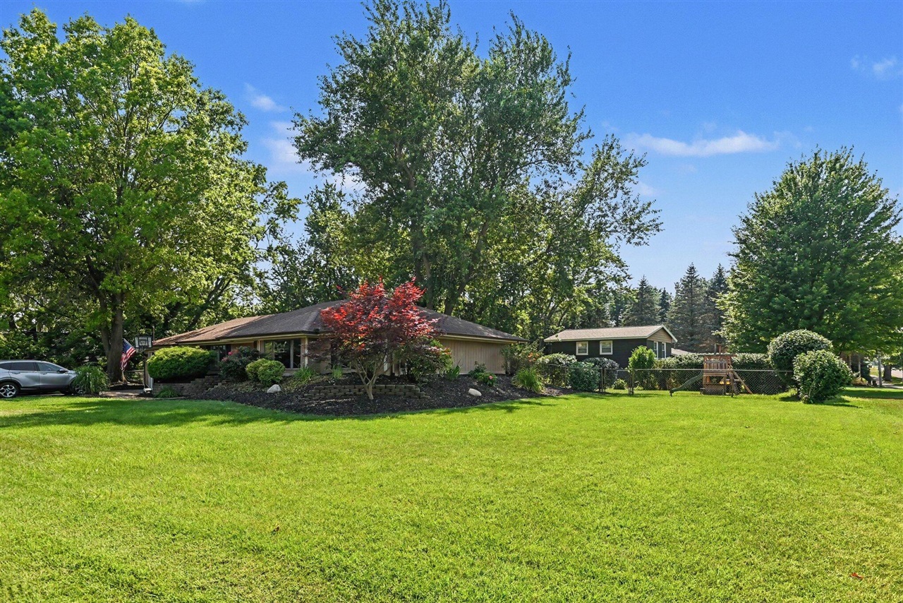 property viewer photo 3