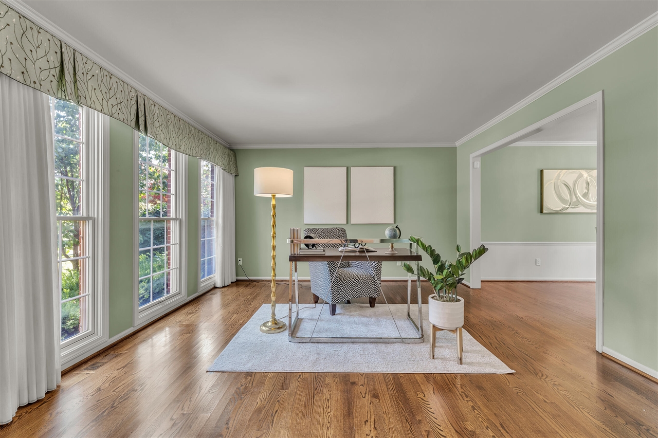 main property photo 5