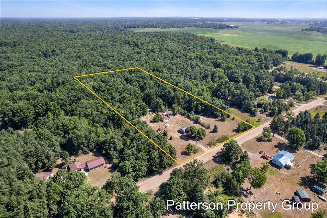 main property photo 36