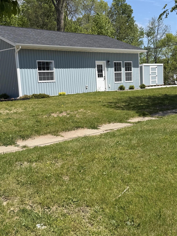 main property photo 18