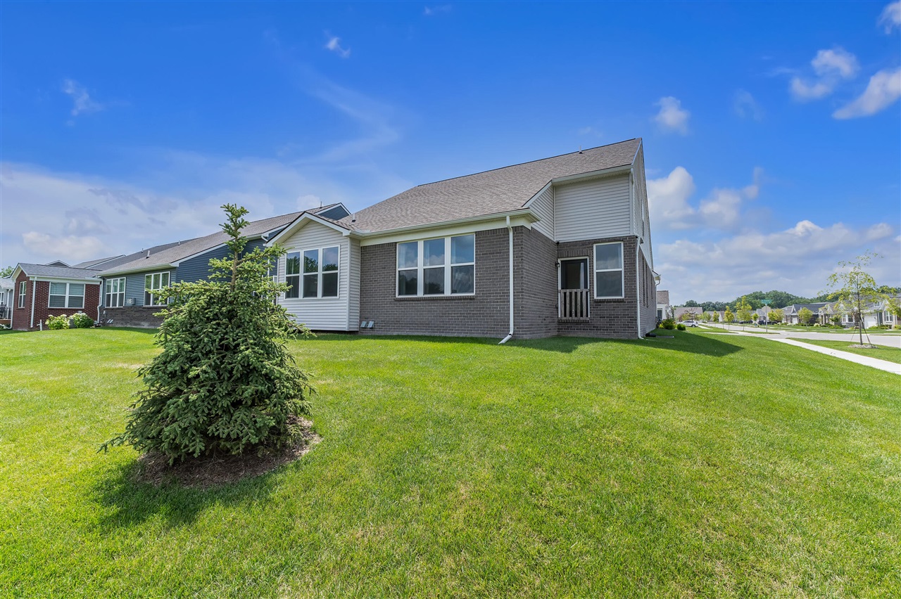 main property photo 46