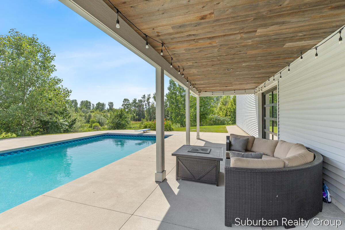 main property photo 58