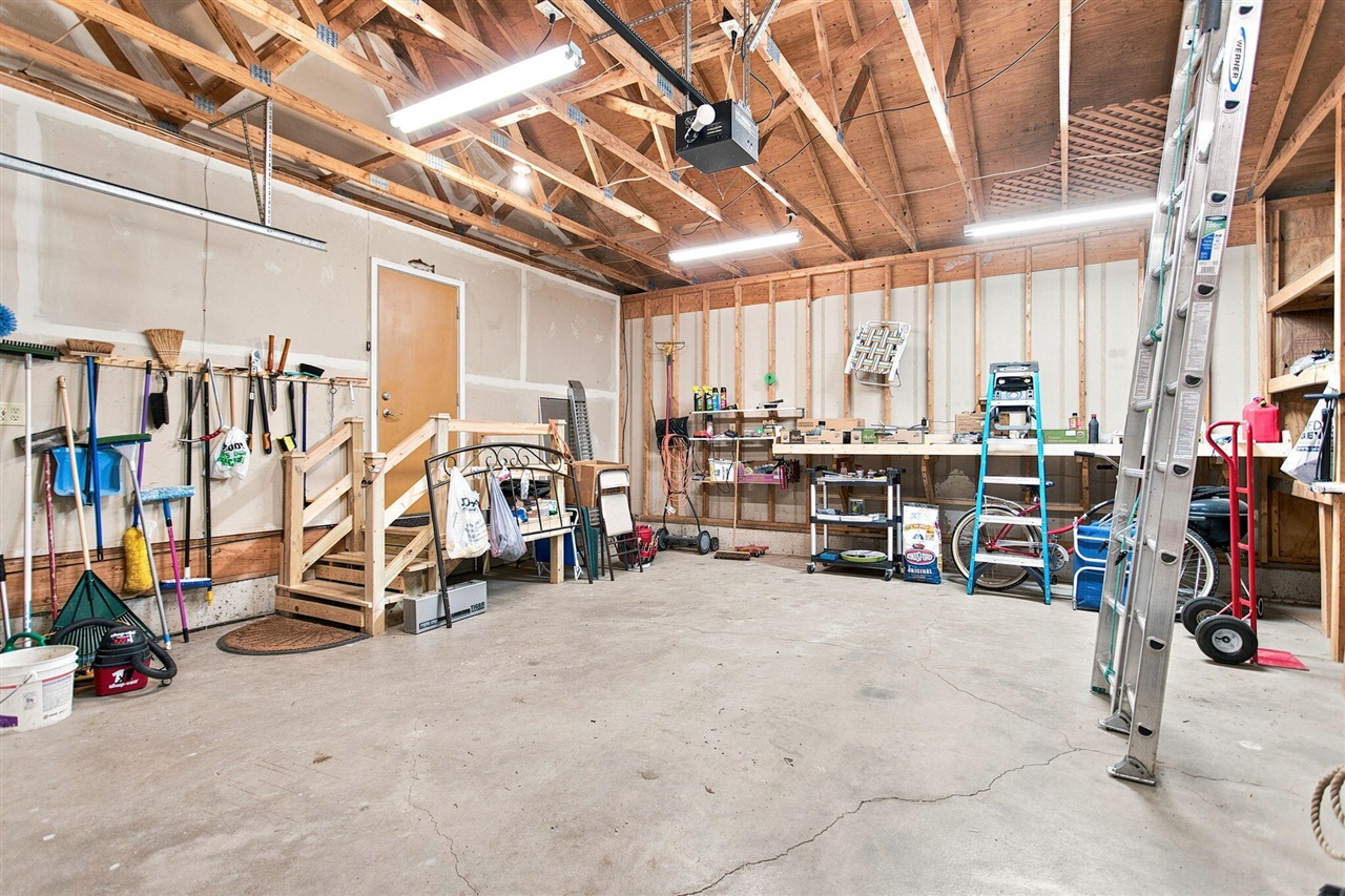 main property photo 77