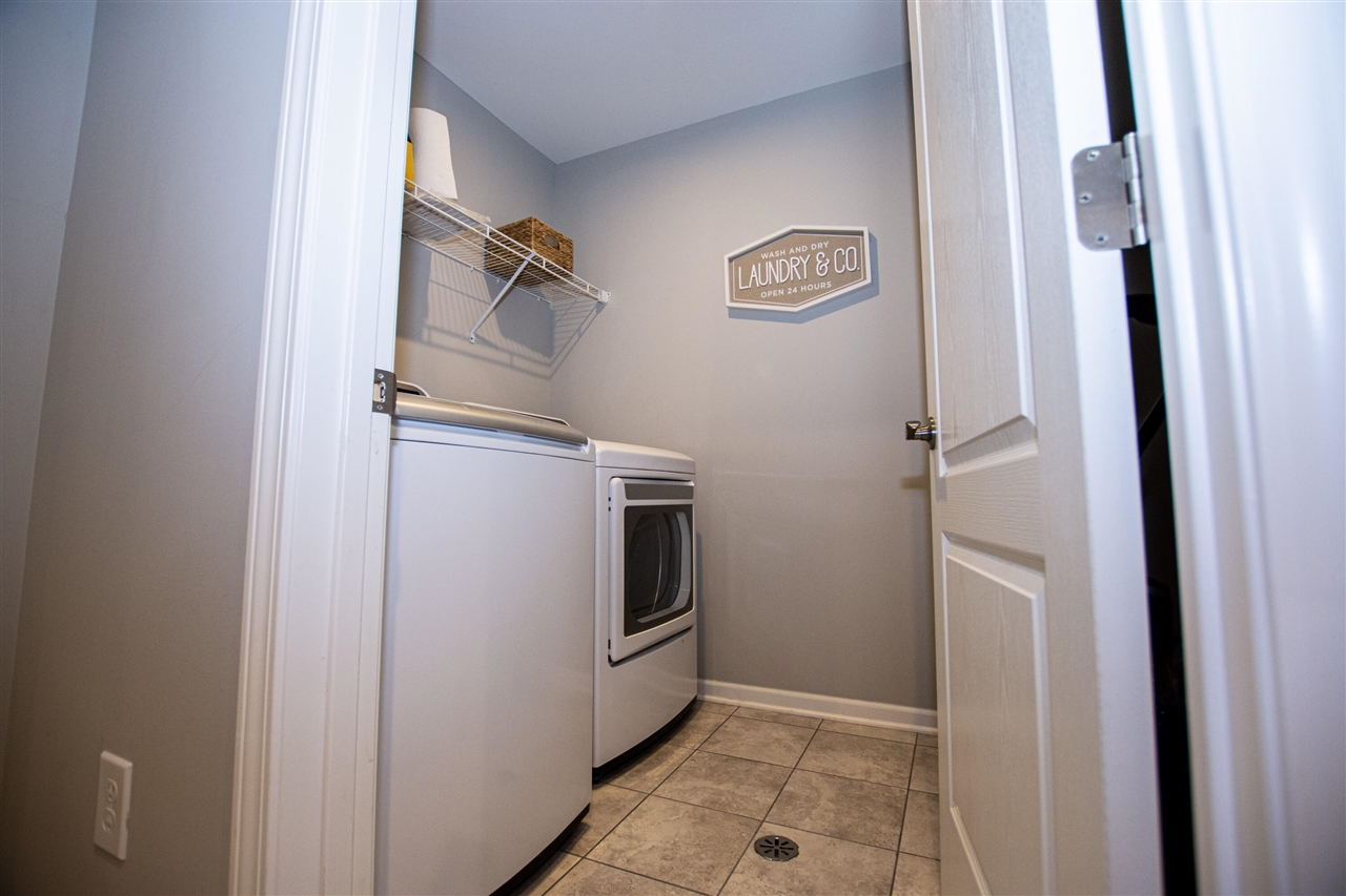property viewer photo 23