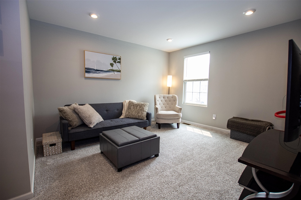 property viewer photo 25