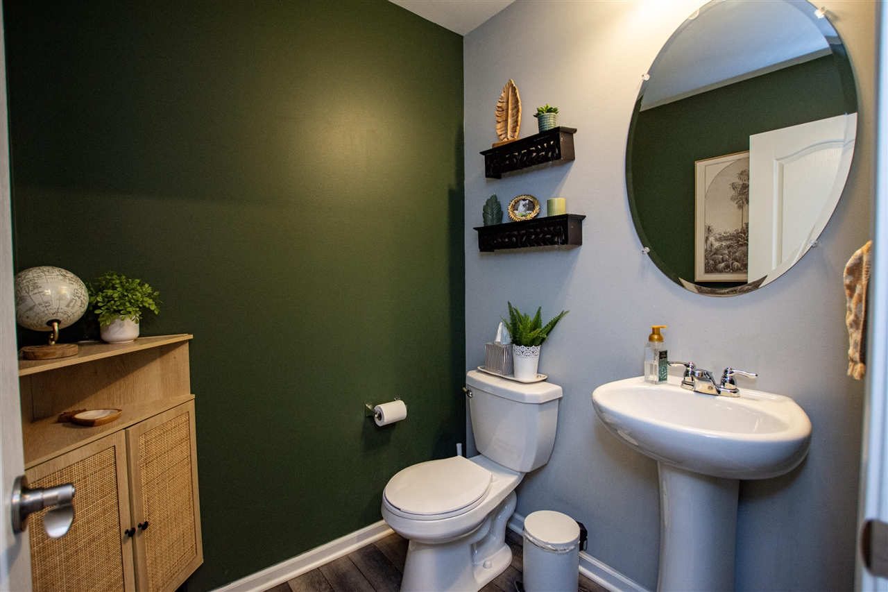 property viewer photo 7