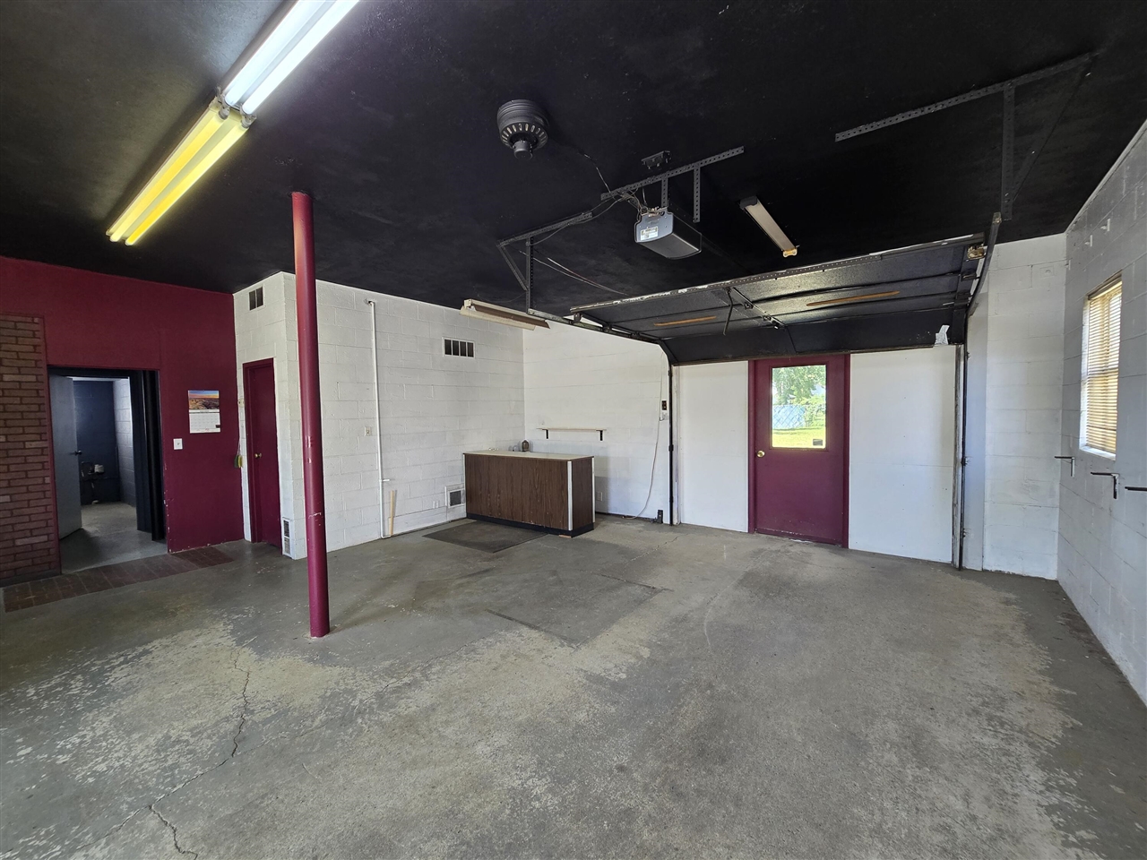 main property photo 12