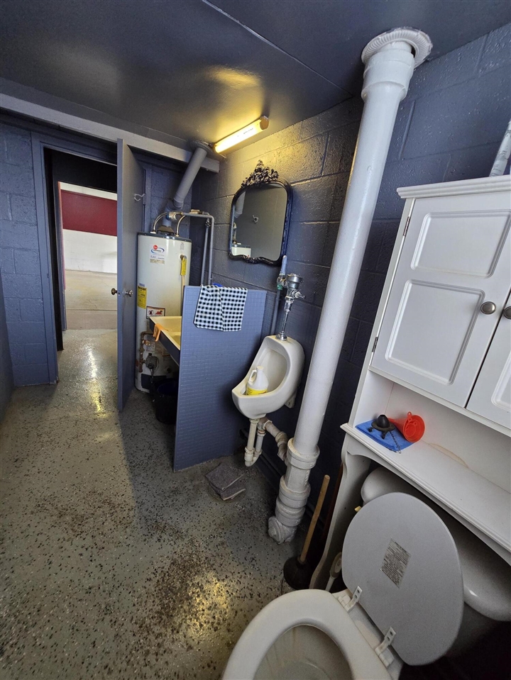 main property photo 27