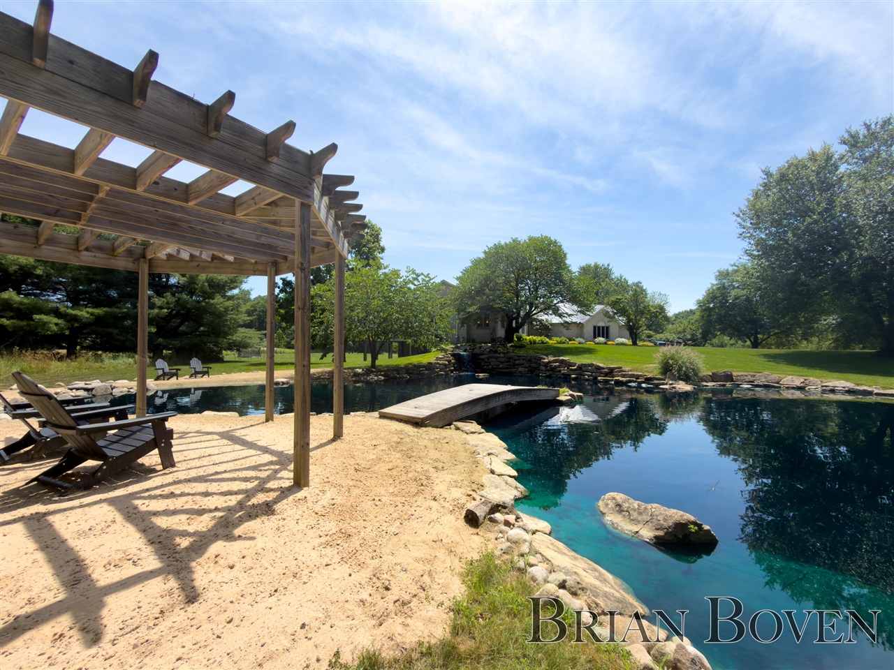 main property photo 60