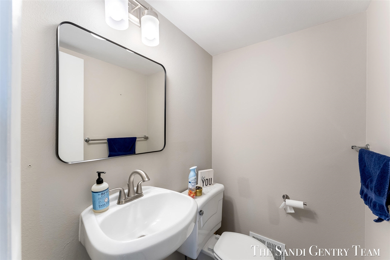 main property photo 69