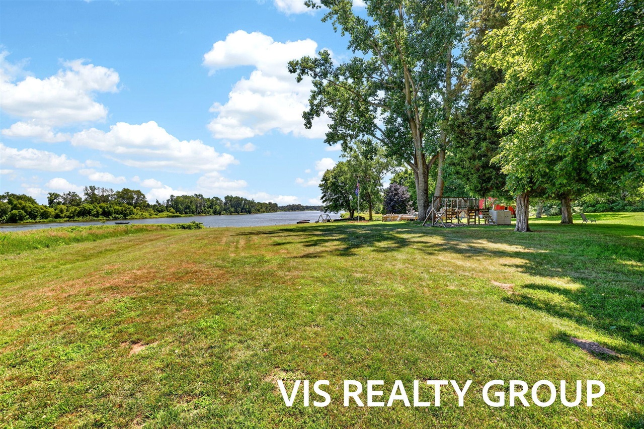 main property photo 64
