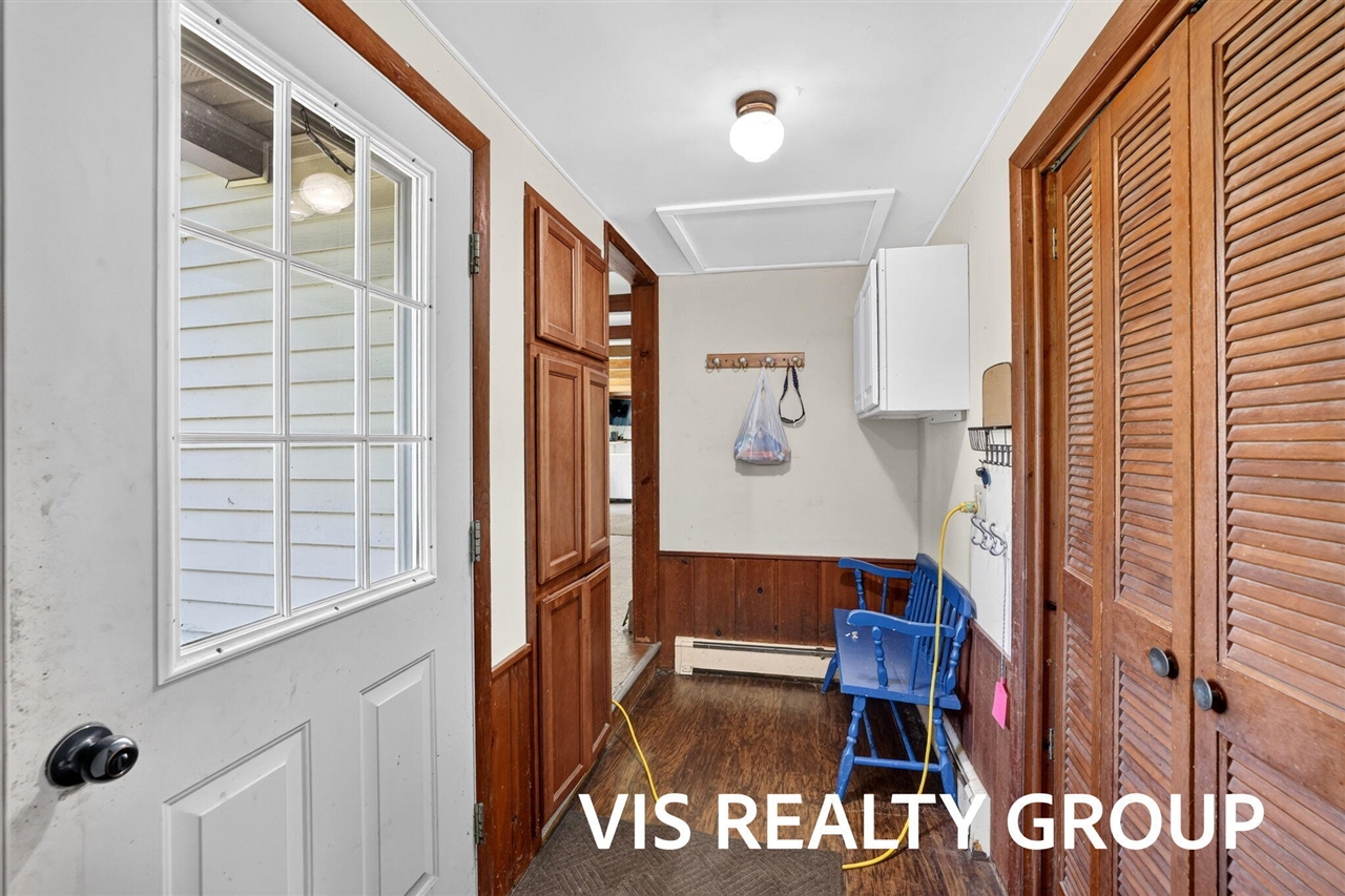 main property photo 90