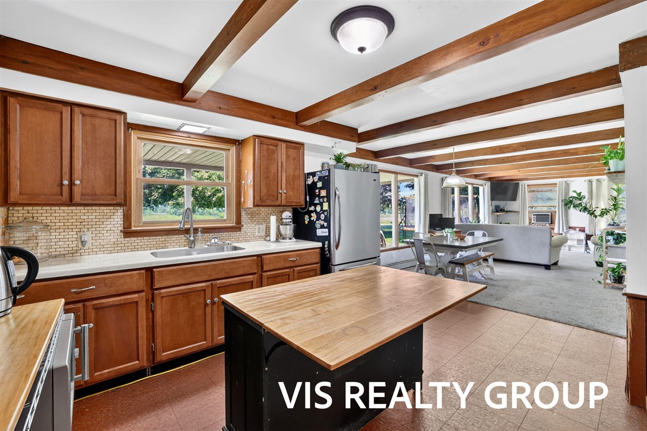 main property photo 92