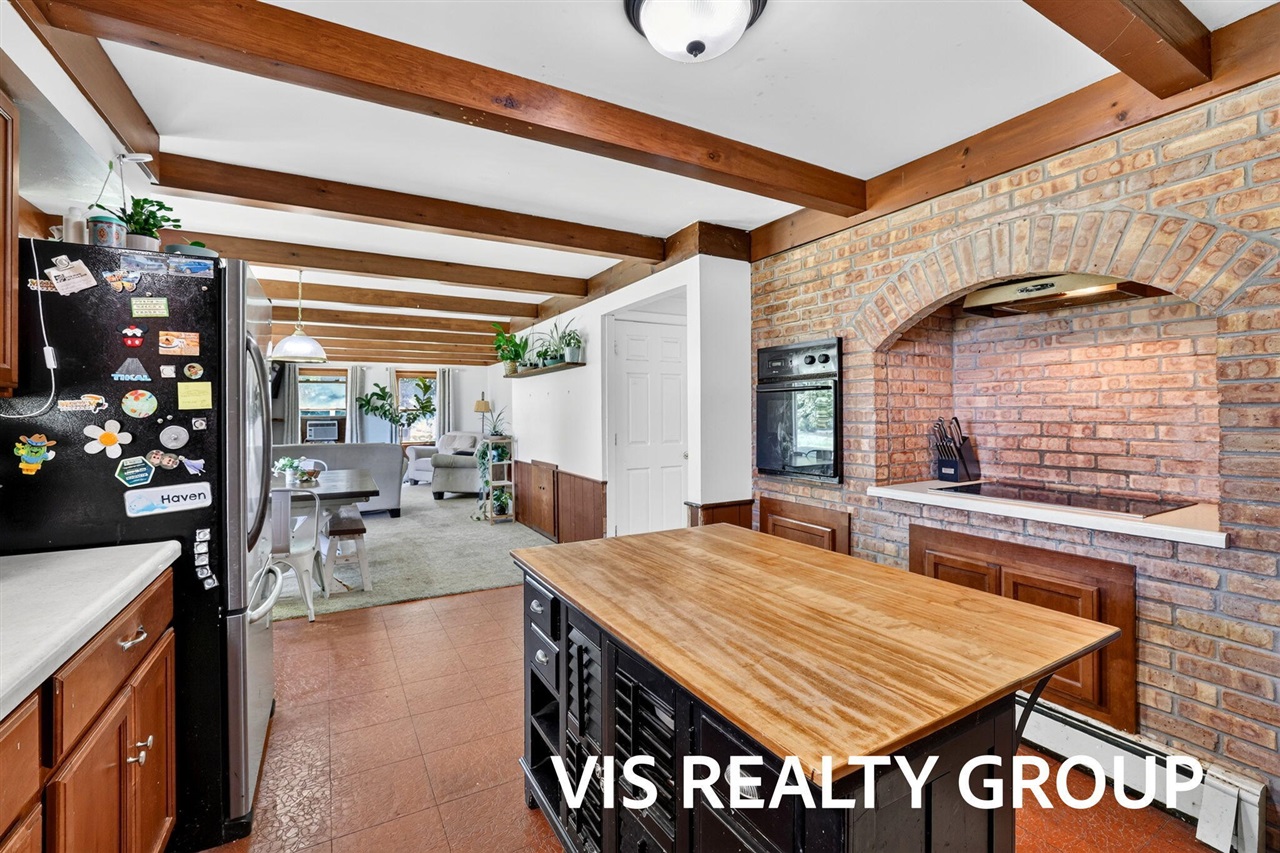 main property photo 95