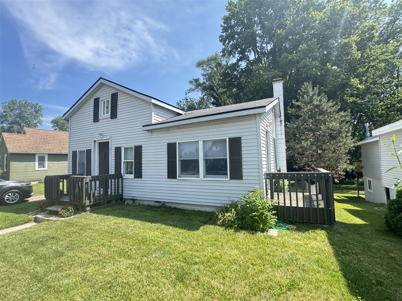 main property photo 0