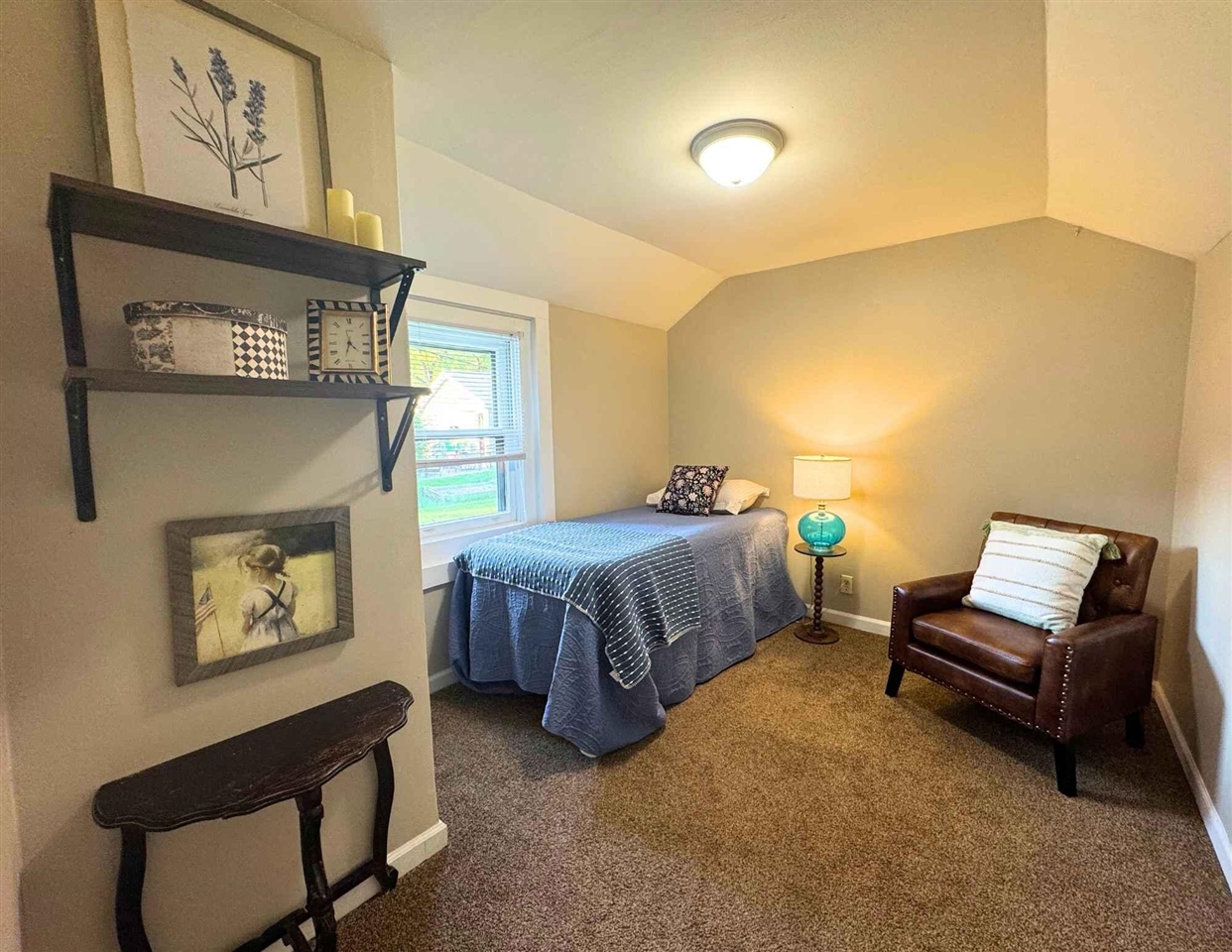 property viewer photo 2