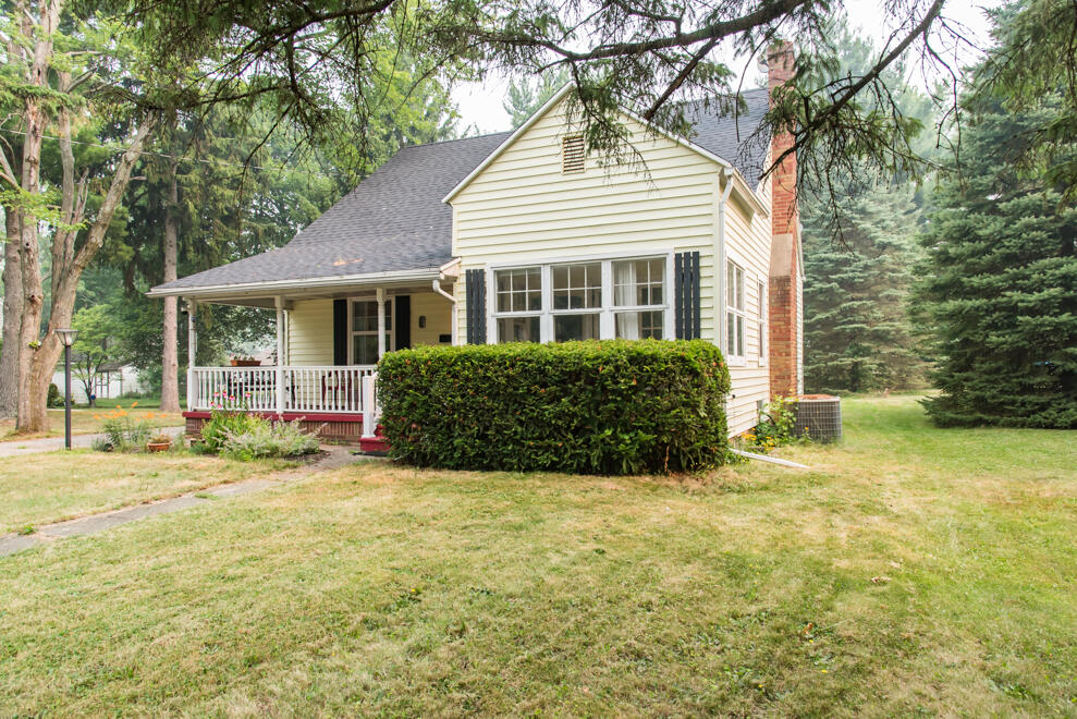 main property photo 41