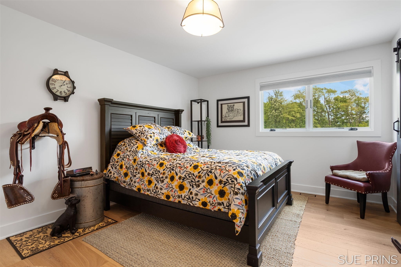 main property photo 82