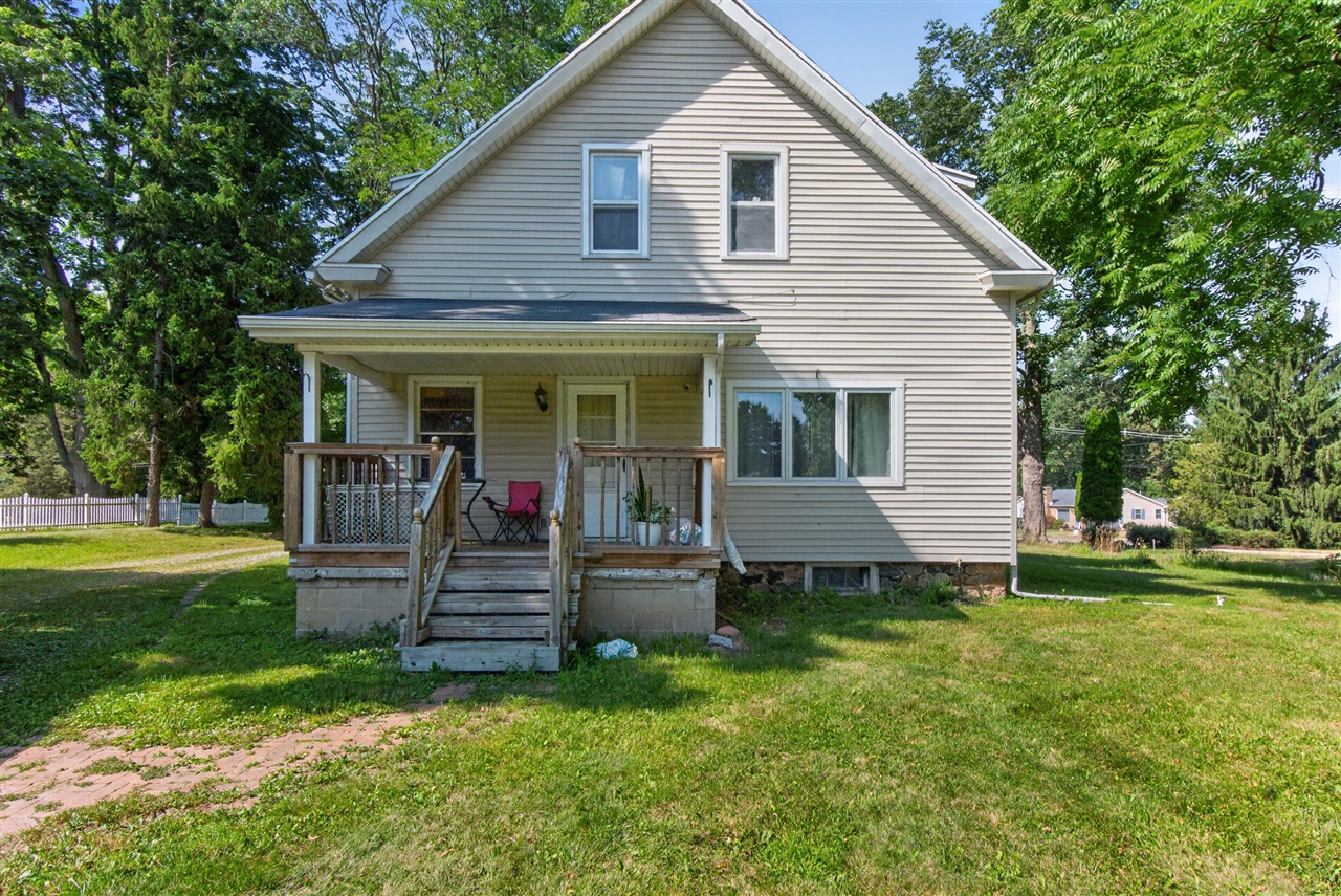 main property photo 42
