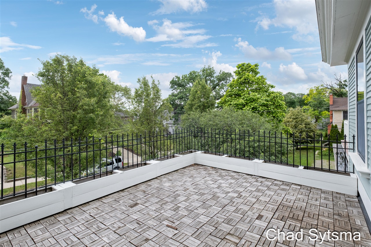 main property photo 52