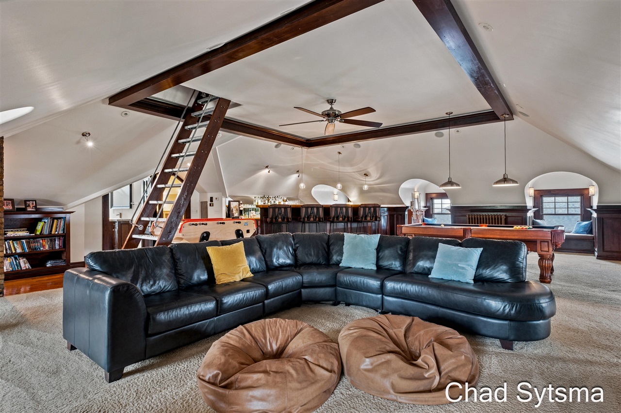 main property photo 61
