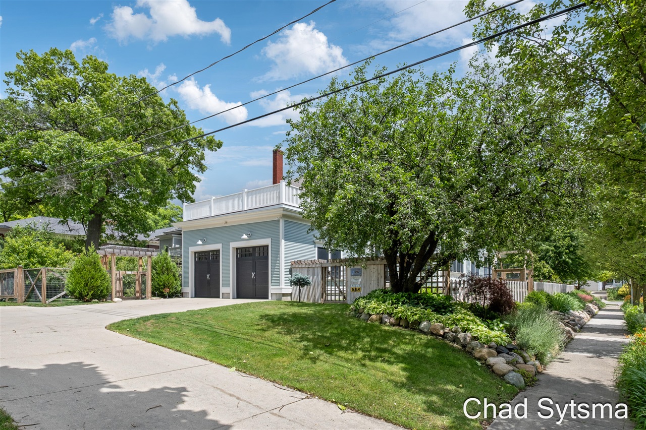 main property photo 72