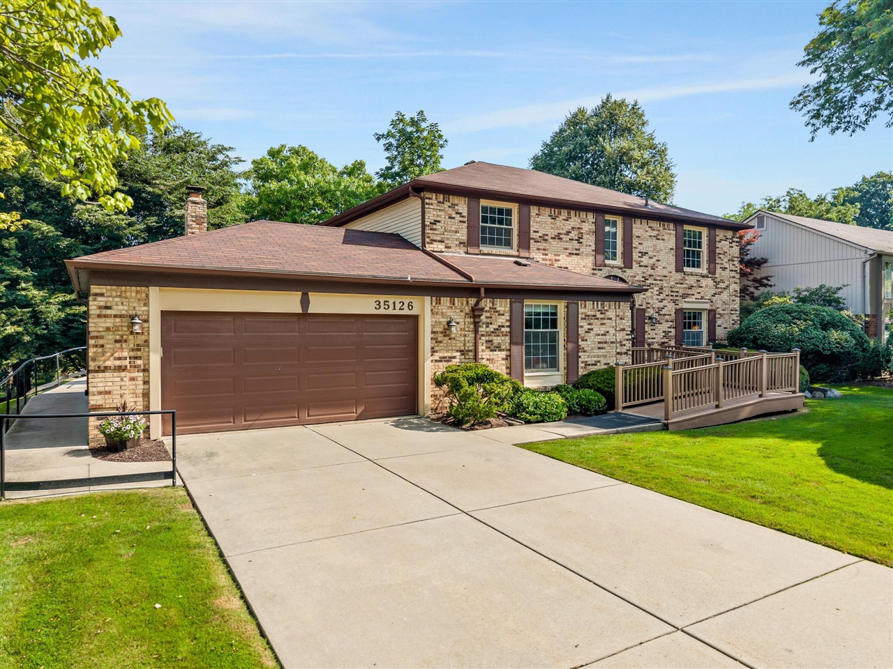property viewer photo 1