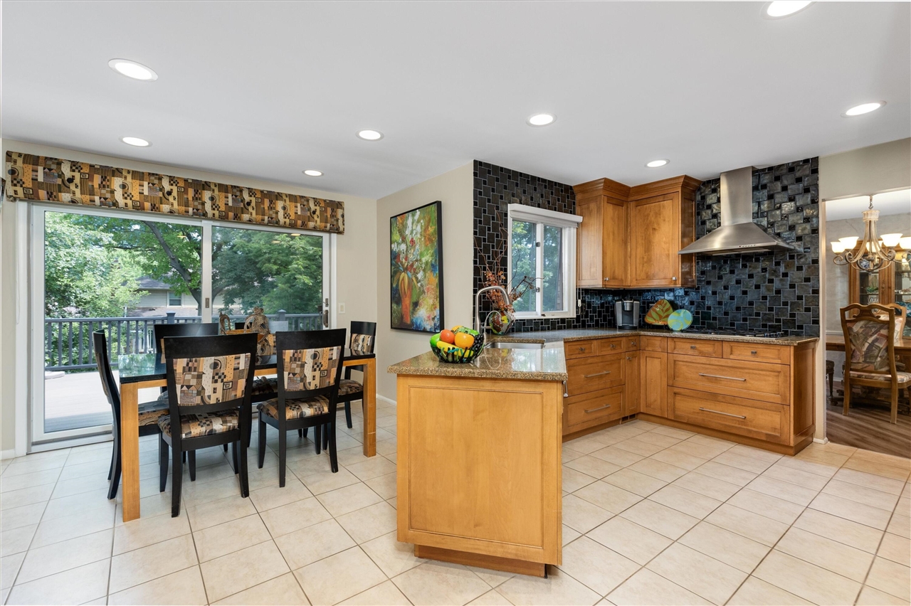 property viewer photo 14