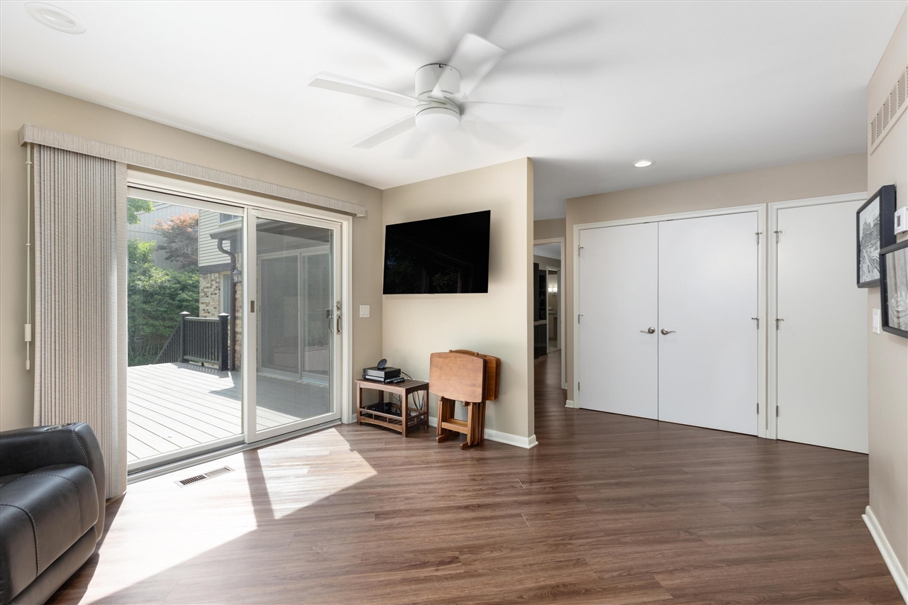 property viewer photo 19