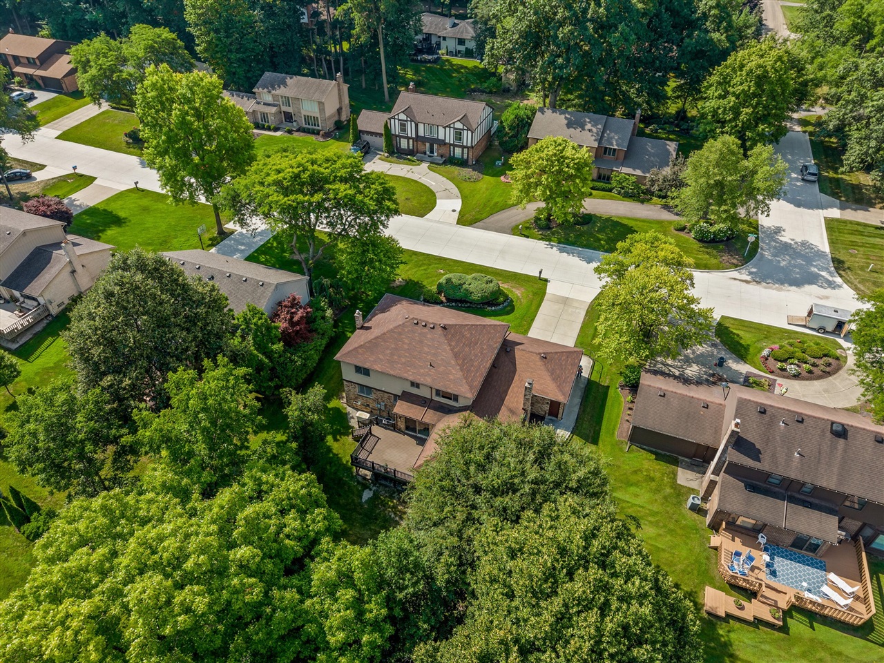 property viewer photo 44