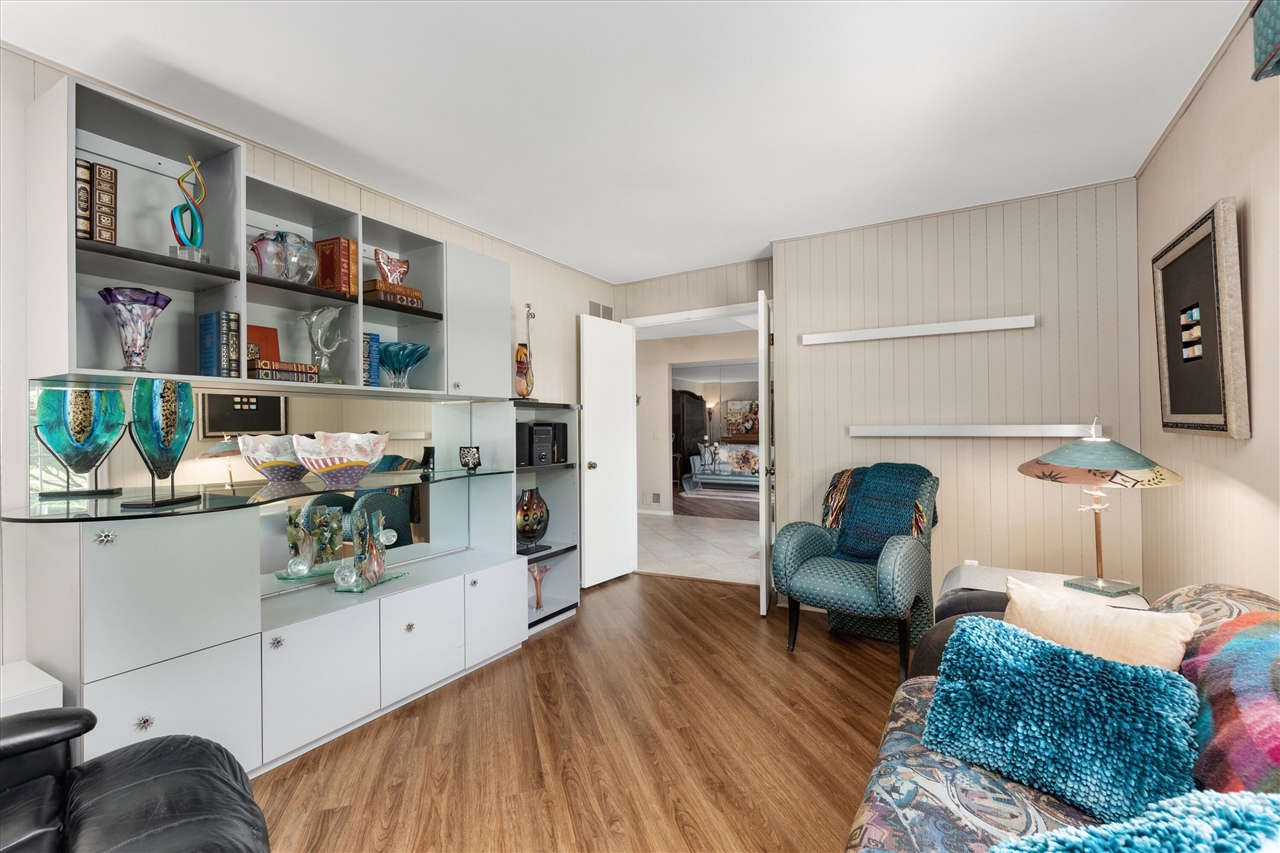 property viewer photo 7