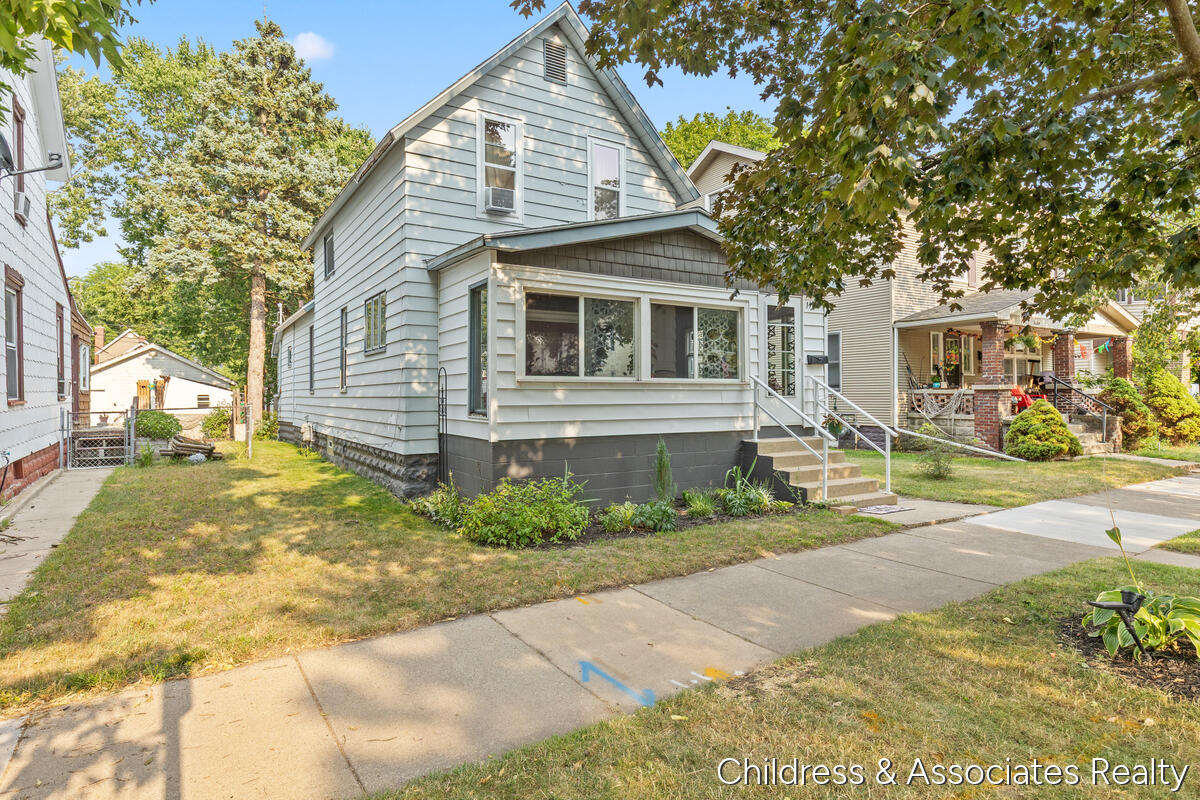 main property photo 1