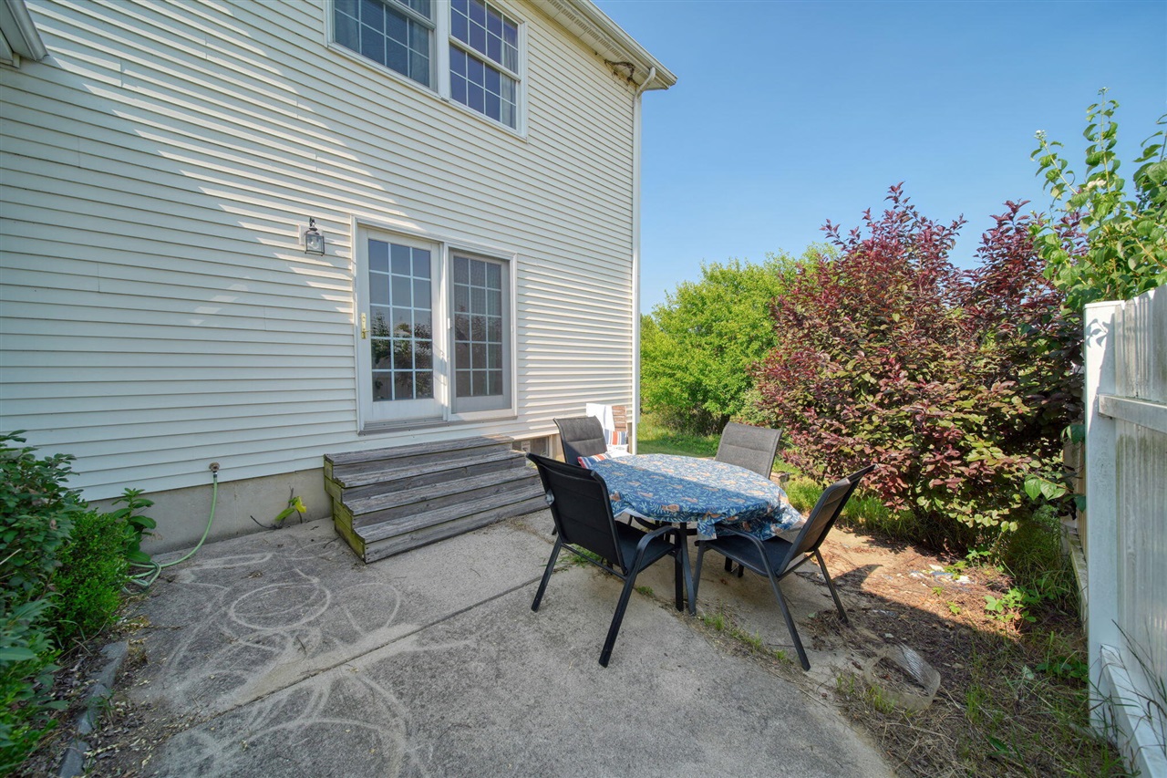 main property photo 57
