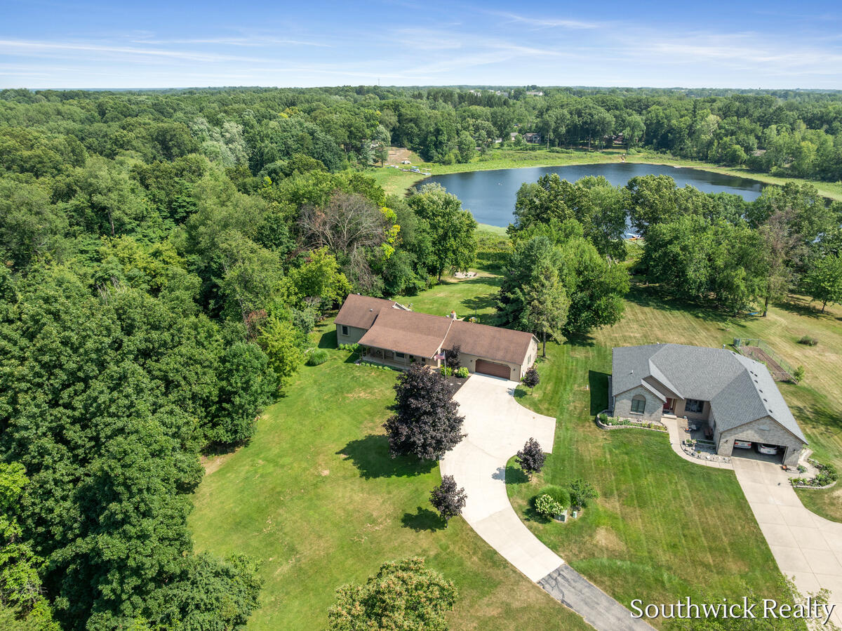 main property photo 50