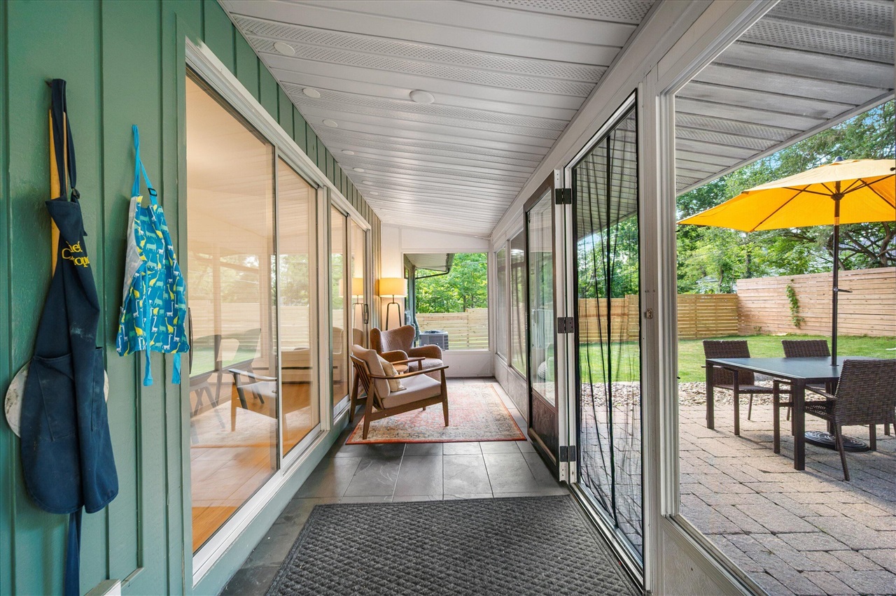 property viewer photo 18