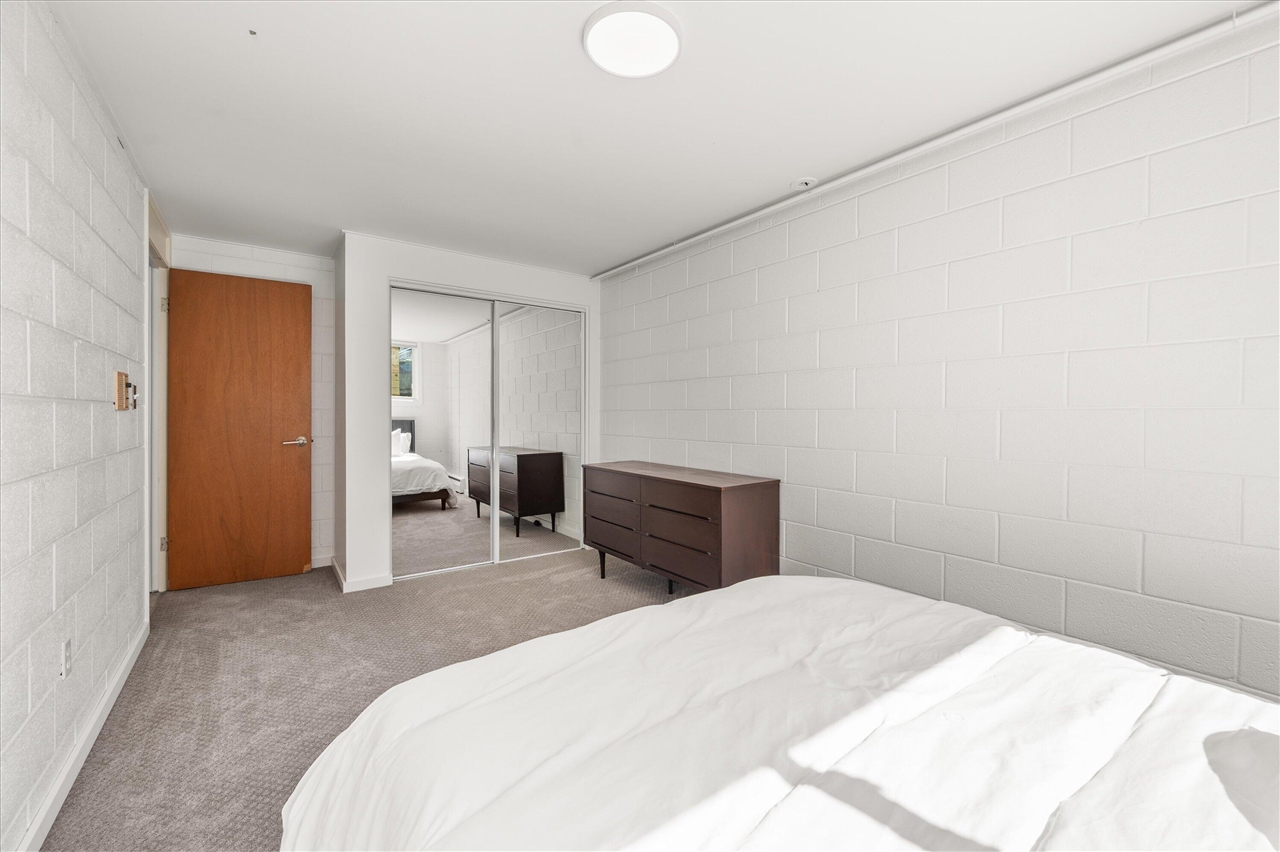 property viewer photo 23