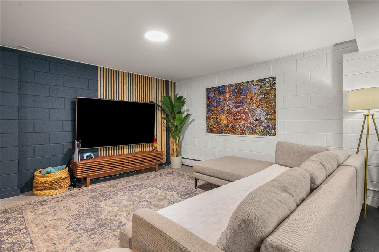 property viewer photo 26