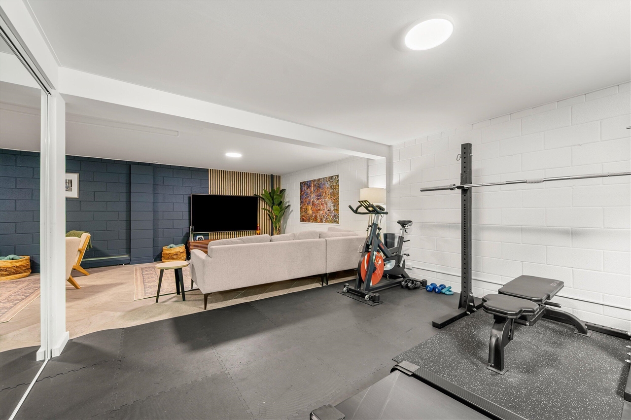 property viewer photo 27