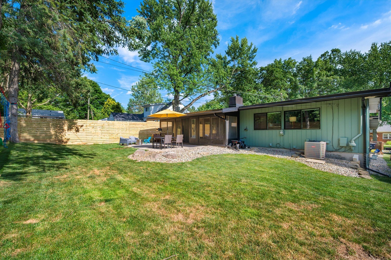 property viewer photo 34