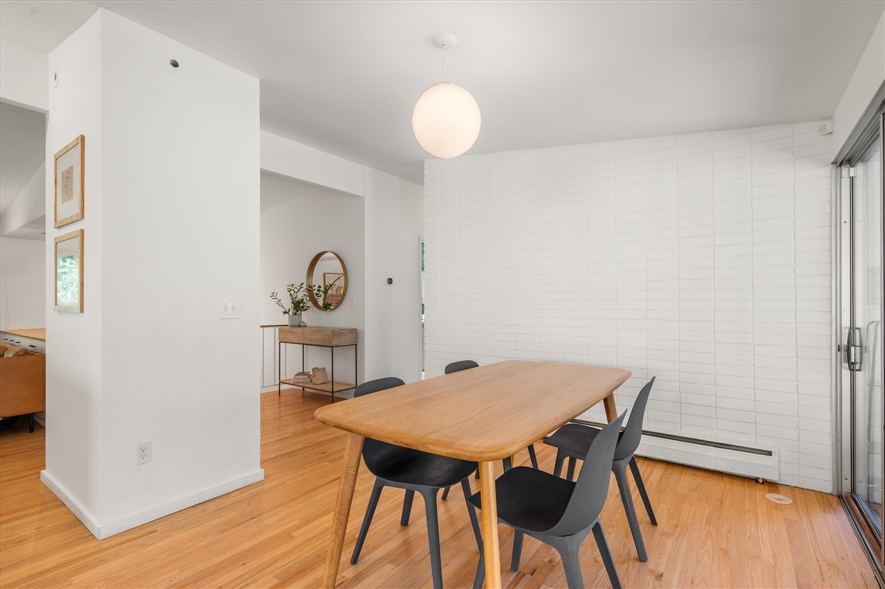 property viewer photo 9