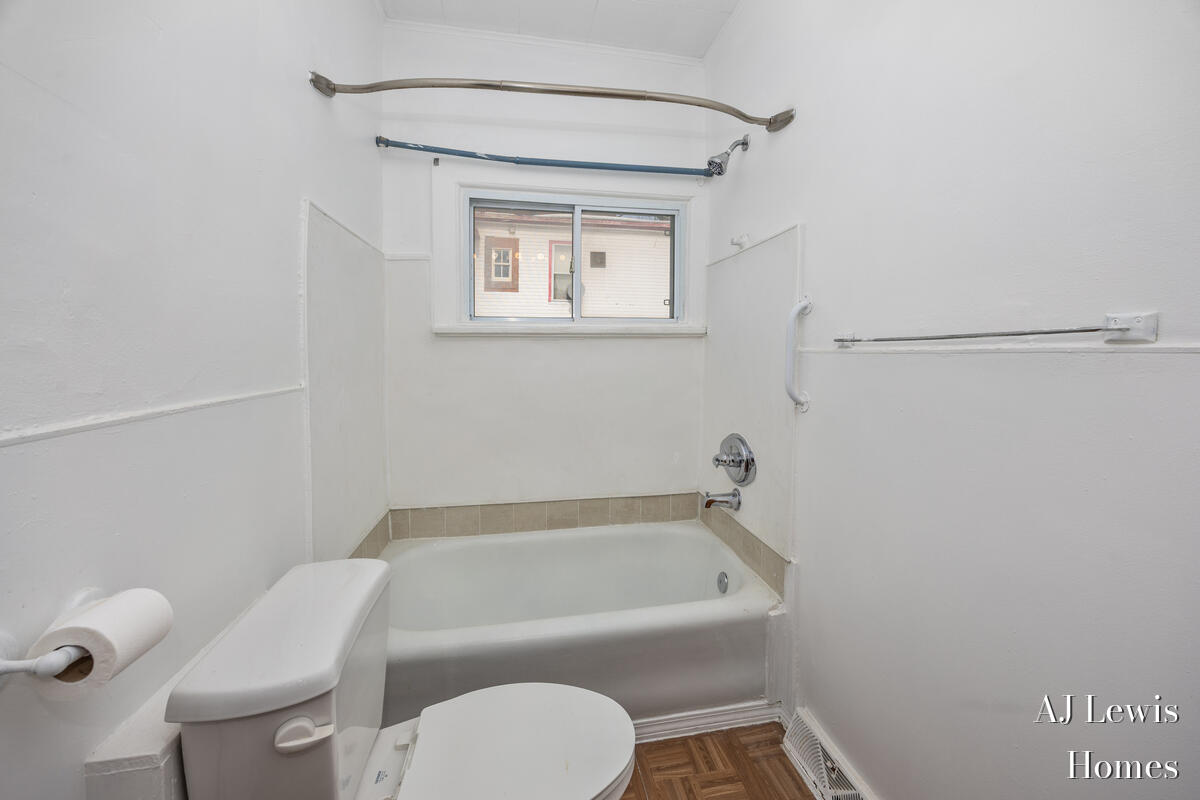 property viewer photo 11