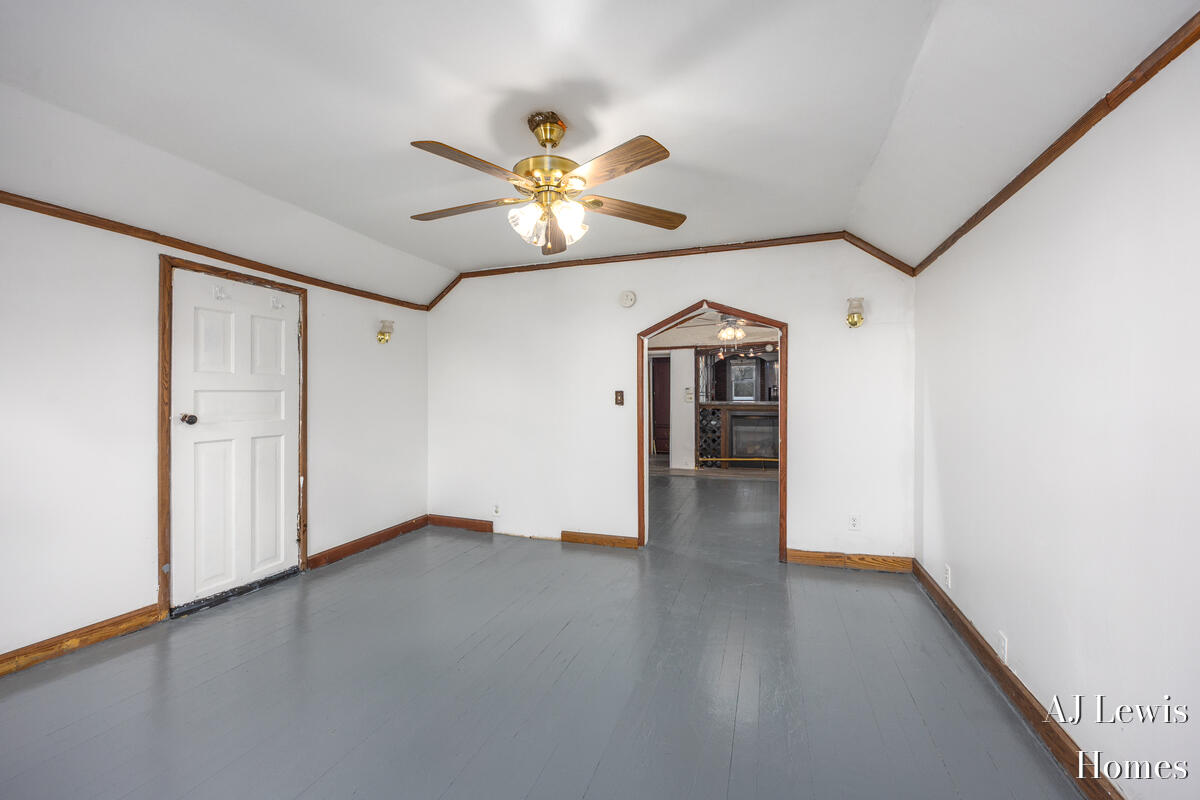 property viewer photo 20