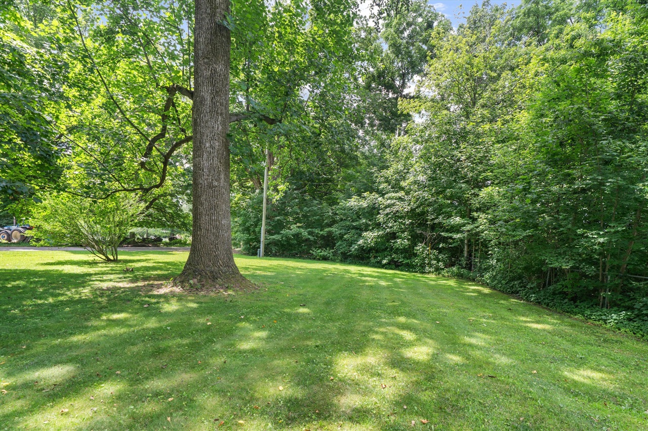 main property photo 90