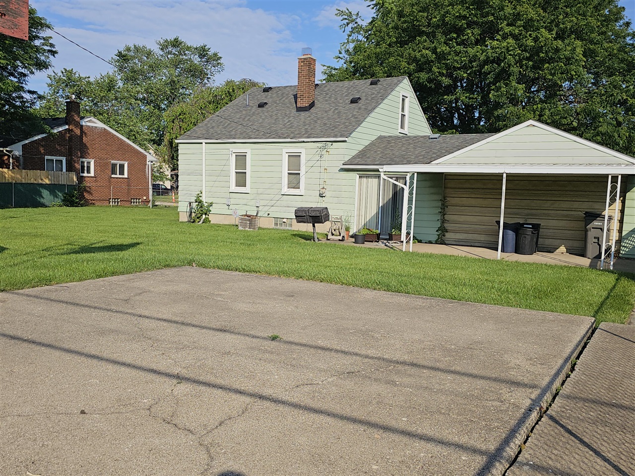 main property photo 27