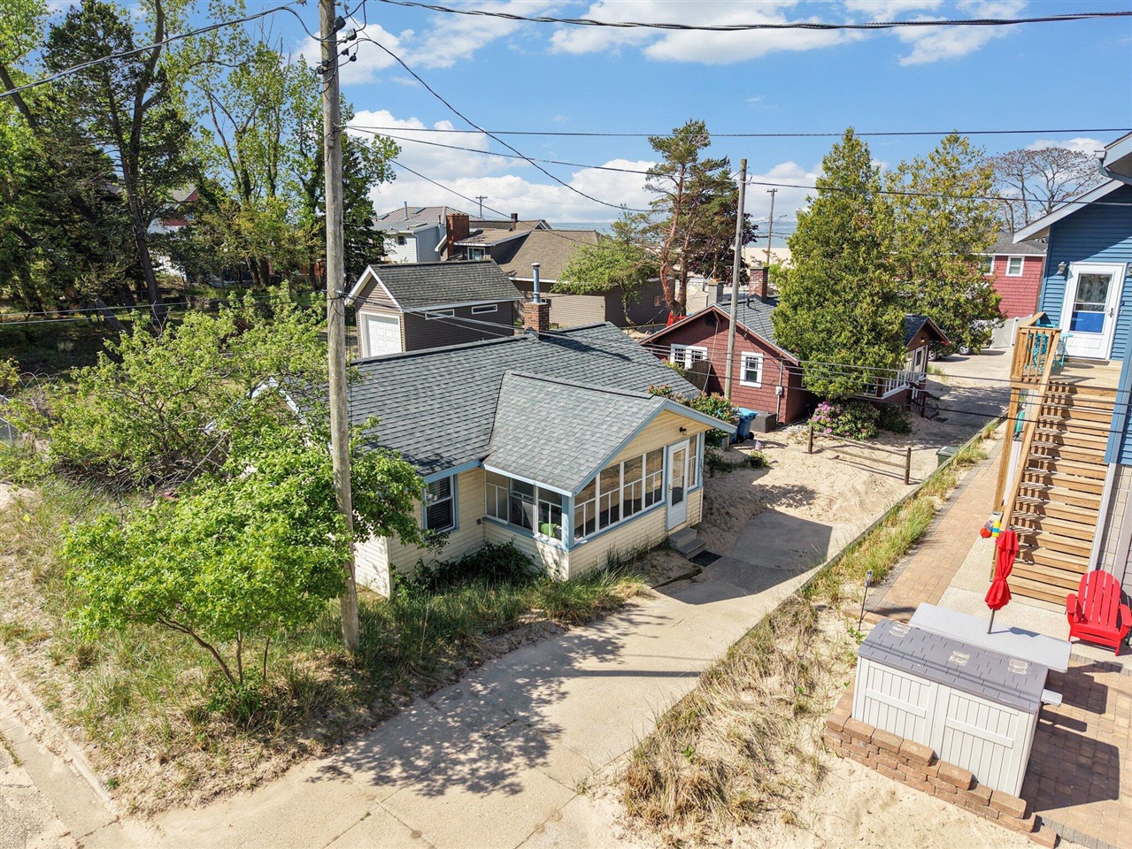 main property photo 25