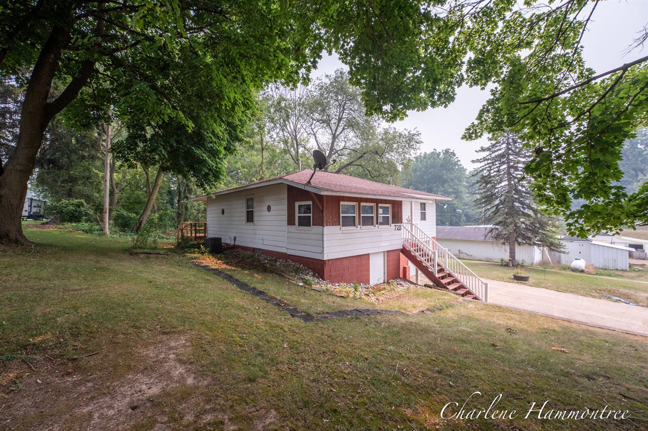 property viewer photo 2