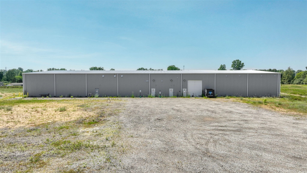 main property photo 35