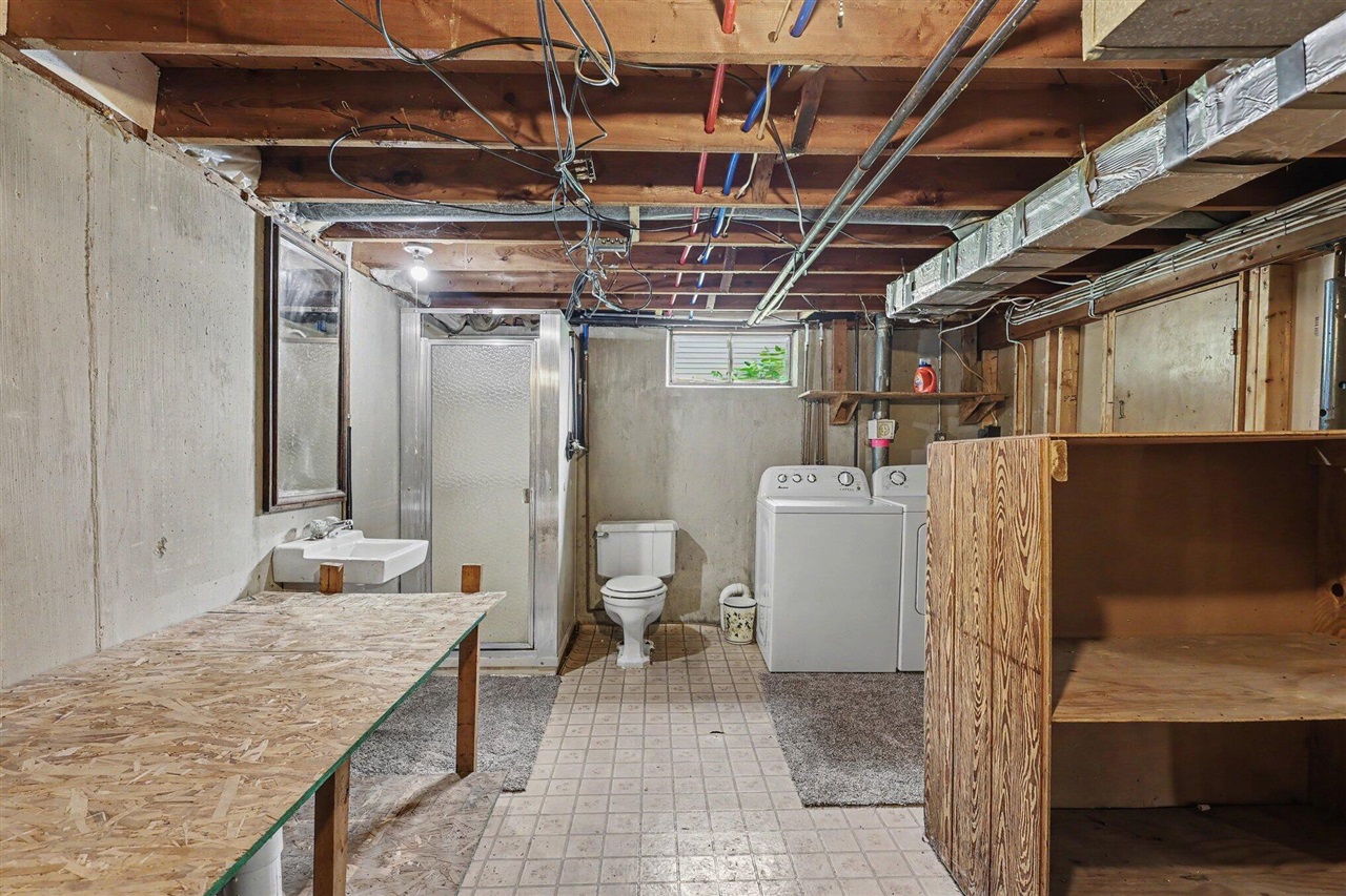 property viewer photo 18