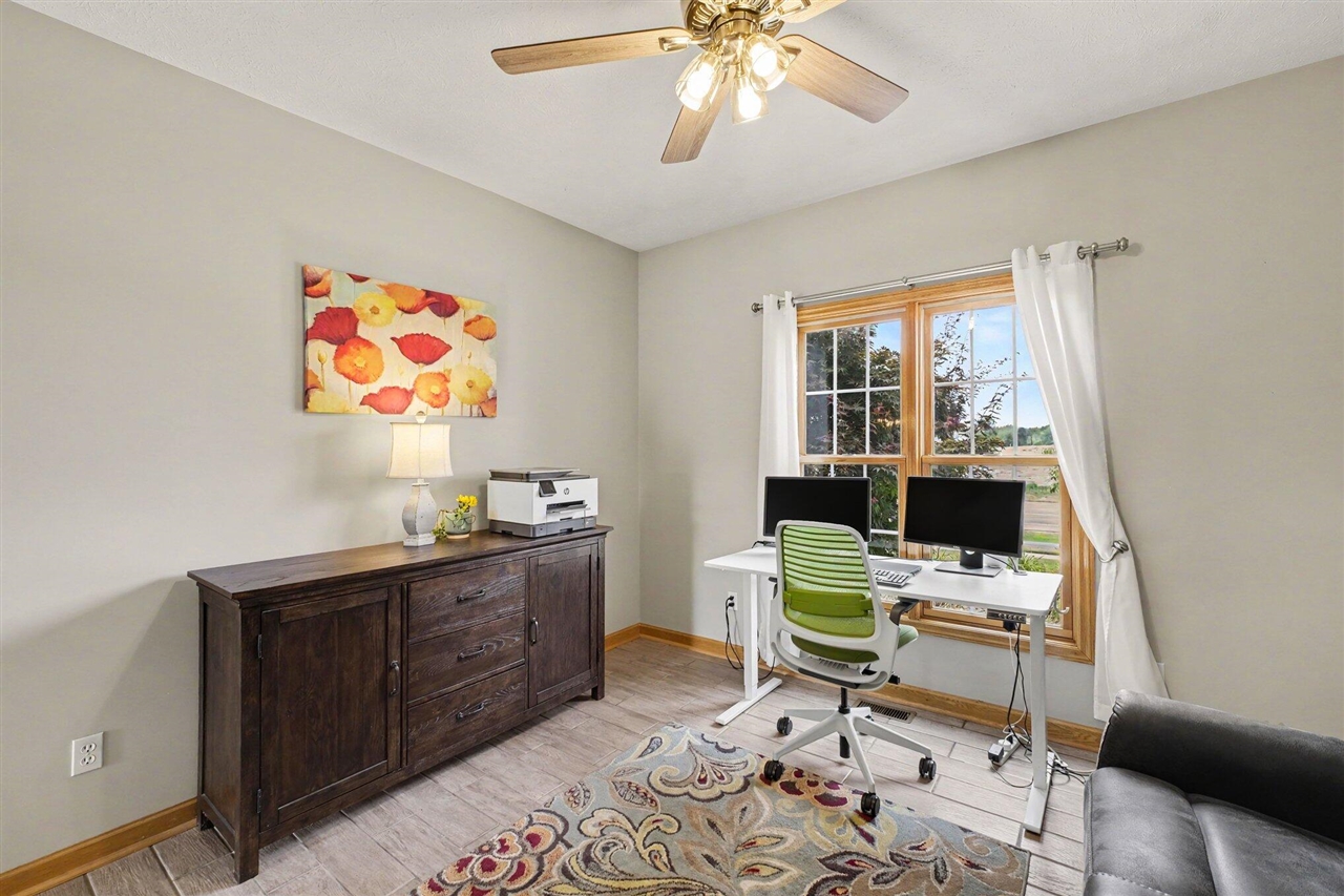 property viewer photo 27